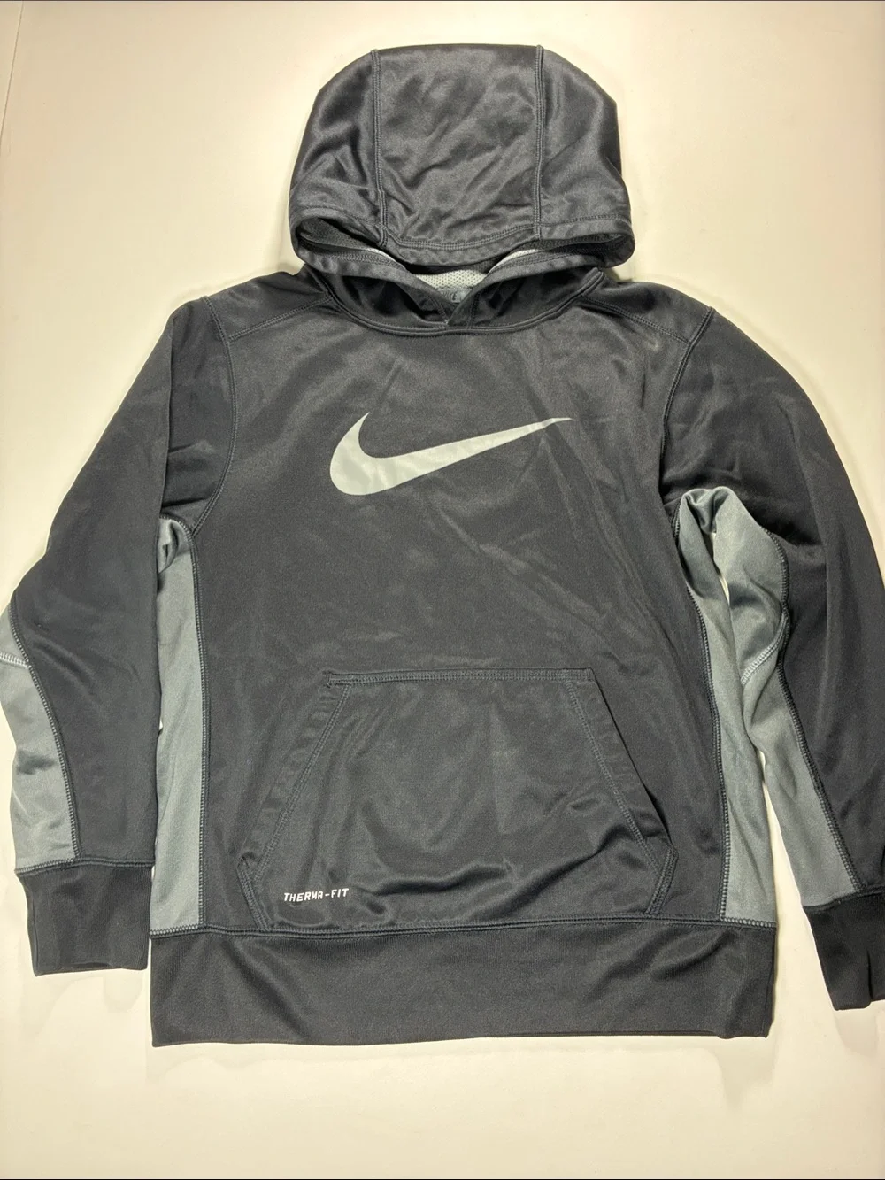 Nike Black & Gray Therma-FIT Pullover Hoodie, size M